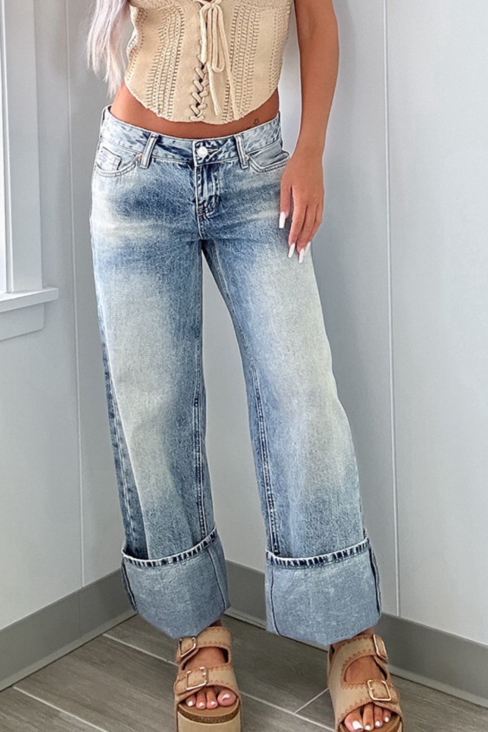 Washed Wide Leg Jeans with Pockets