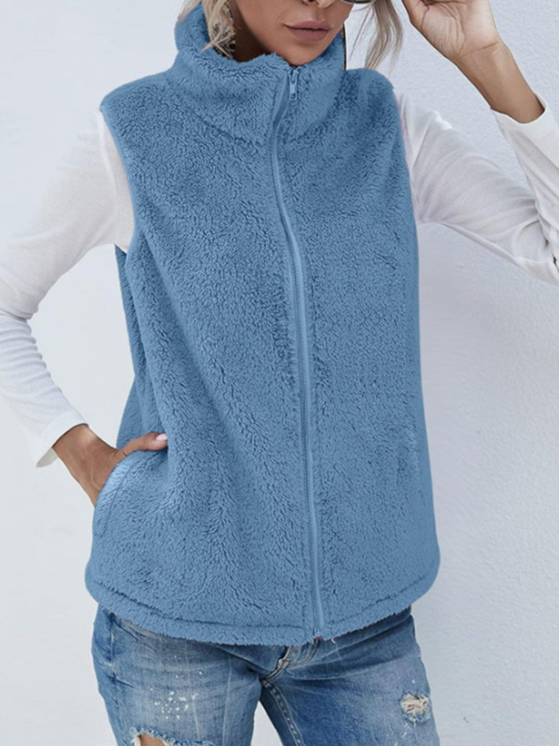 Callie Fuzzy Zip Up Vest With Pockets In Multi Colors