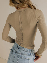 Alayah V-Neck Long Sleeve Top