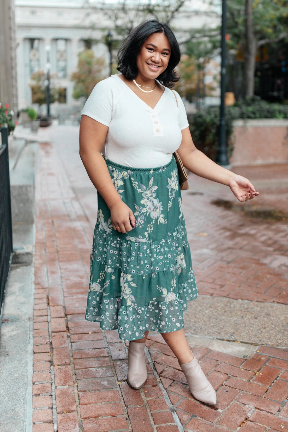 Zoe Floral Midi Skirt in Hunter Green