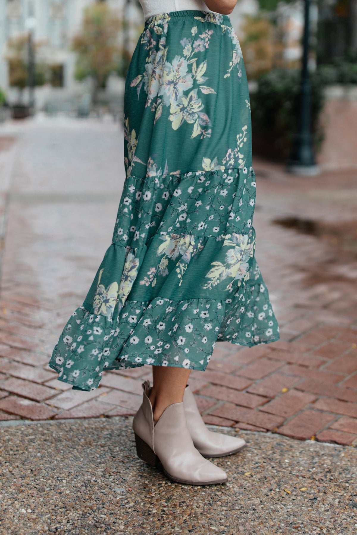 Zoe Floral Midi Skirt in Hunter Green